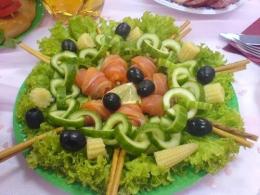 Come decorare e servire le insalate di Capodanno